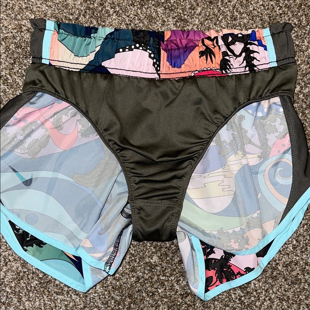 Nike Multicolor Athletic Shorts - Picture 8 of 10